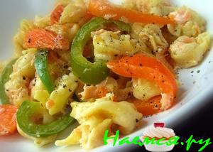 Тортелини с копченым лососем