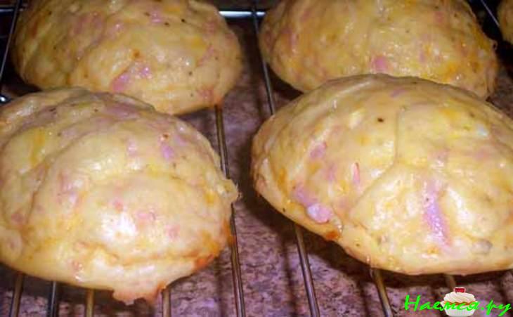 Сырная закуска с вареной колбасой Сырная закуска с вареной колбасой