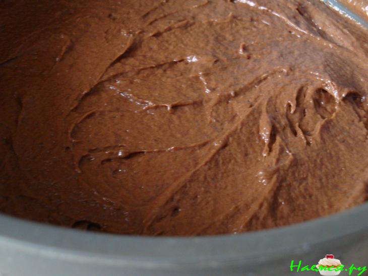 Бананово-шоколадный кекс с орехами и лимонной глазурью. Любимый