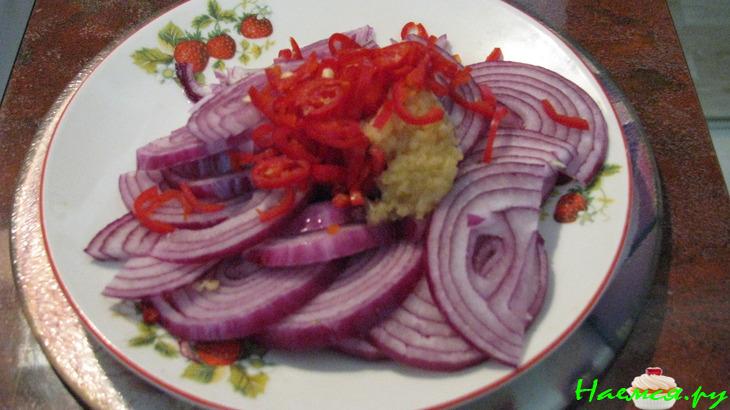 Китайский салат с капустой и дайконом