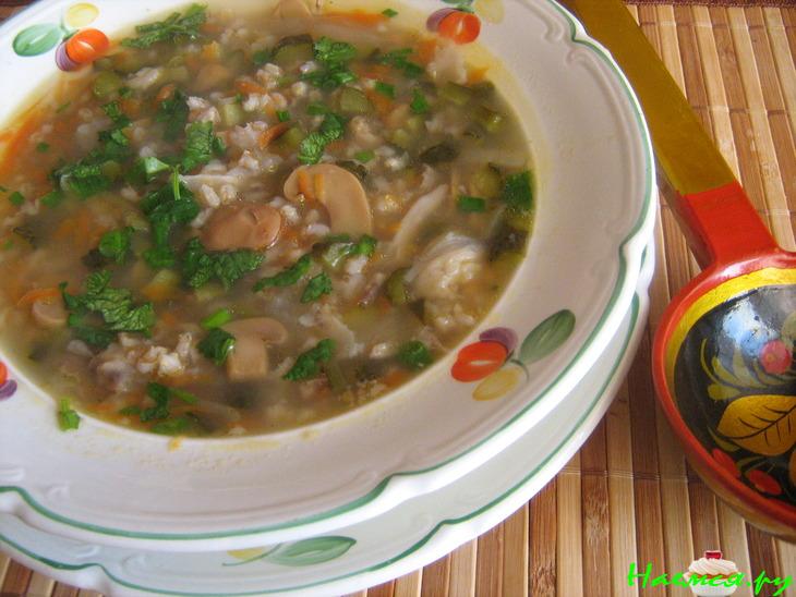 Суп с перловкой и грибами Суп с перловкой и грибами