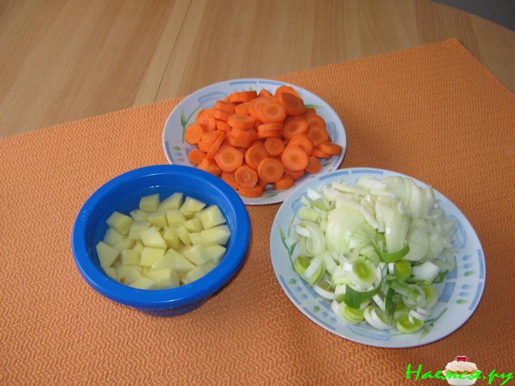 Морковный суп-пюре с брынзой