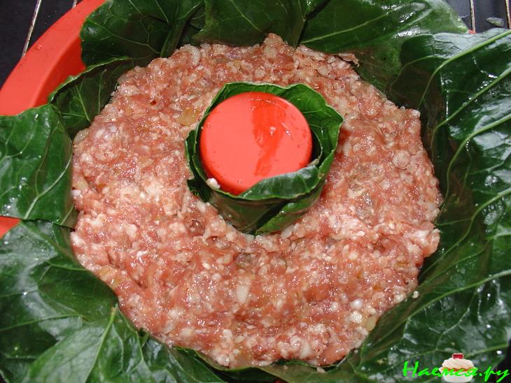 Франкфуртский капустно-мясной венок