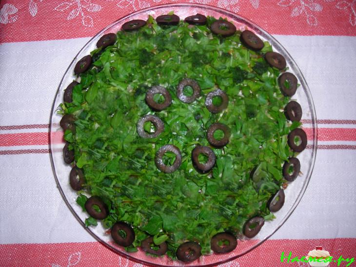 Салат с мясом и редькой