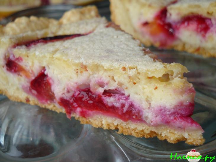 Заливной пирог со сливами&nbsp; 