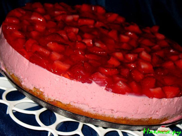Торт Клубничный с кремом из Йогурта Торт Клубничный с кремом из Йогурта