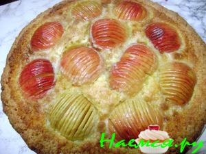 Яблочный пирог заливной