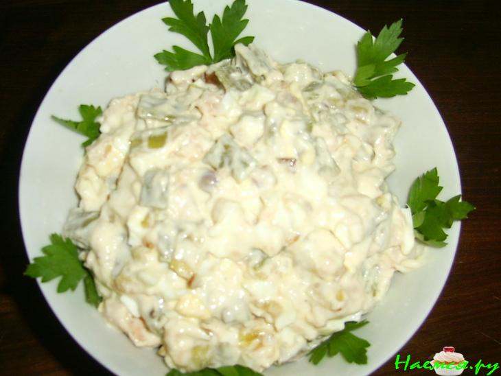 Салат из молодой стручковой фасоли с горбушей Салат из молодой стручковой фасоли с горбушей