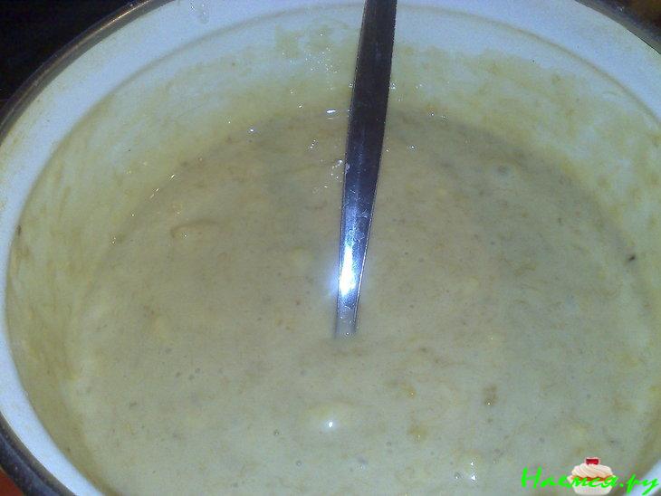 Банановый пирог со сгущенным молоком