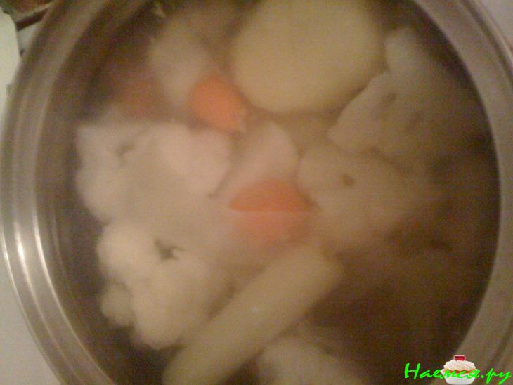 Воздушный крем-суп из цветной капусты Воздушный крем-суп из цветной капусты