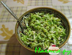 Салат из пекинской капусты