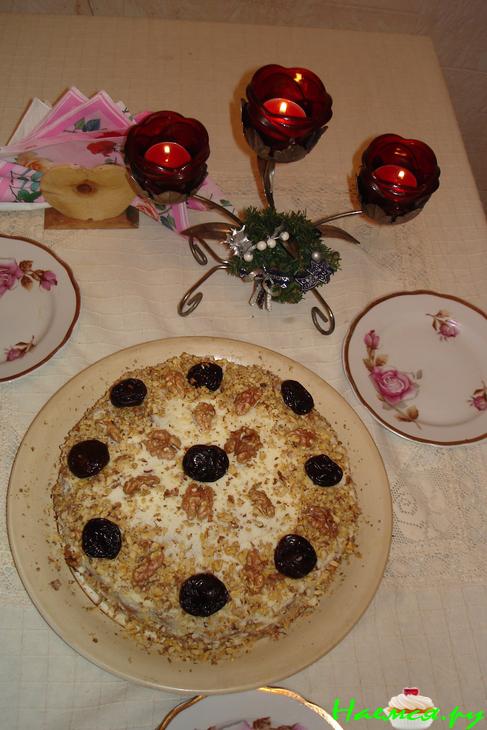 Тортик с черносливом (крем кисло-сладкий) Тортик с черносливом (крем кисло-сладкий)