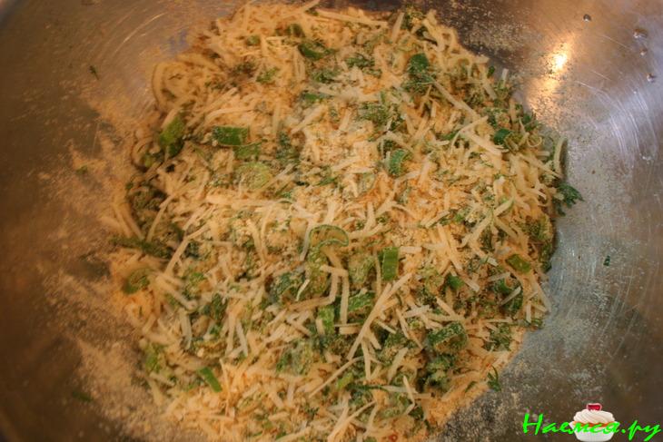 Тилапия в корочке из пармезана и трав с Запеченным томатным соусом