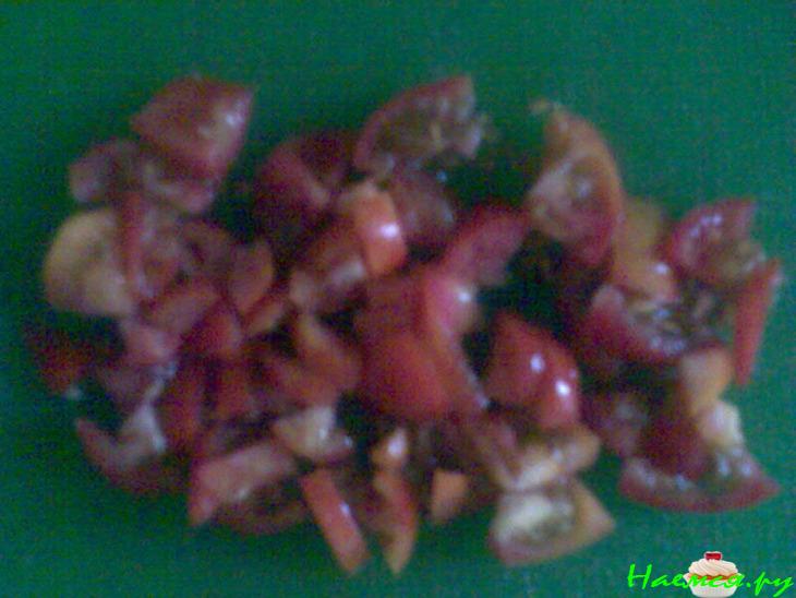 Горячие бутерброды с колбасой и помидором Горячие бутерброды с колбасой и помидором