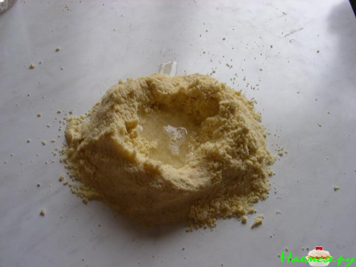 Грушевый пирог с творожной заливкой