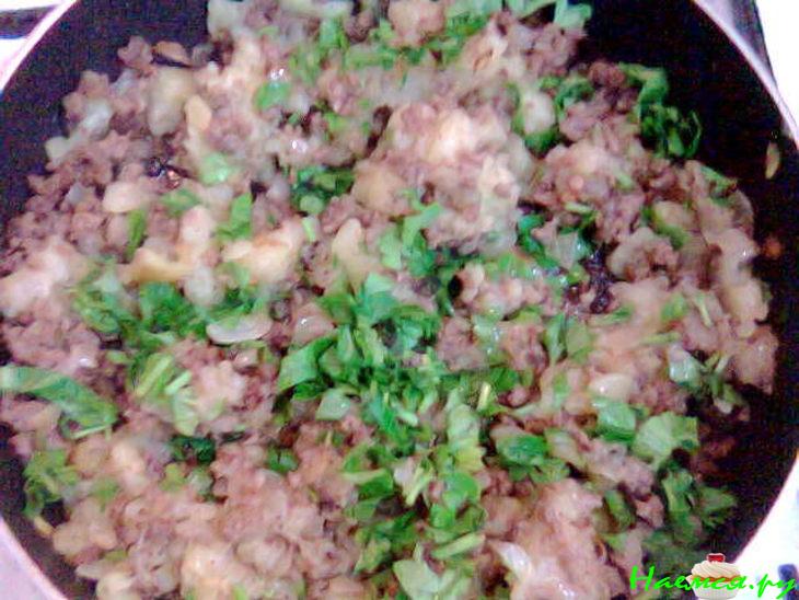 Булочки с начинкой из картошки и фарша