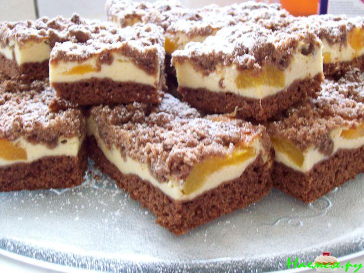 Абрикосово-шоколадный пирог с творогом и посыпкой "Штрейзель" Абрикосово-шоколадный пирог с творогом и посыпкой "Штрейзель"