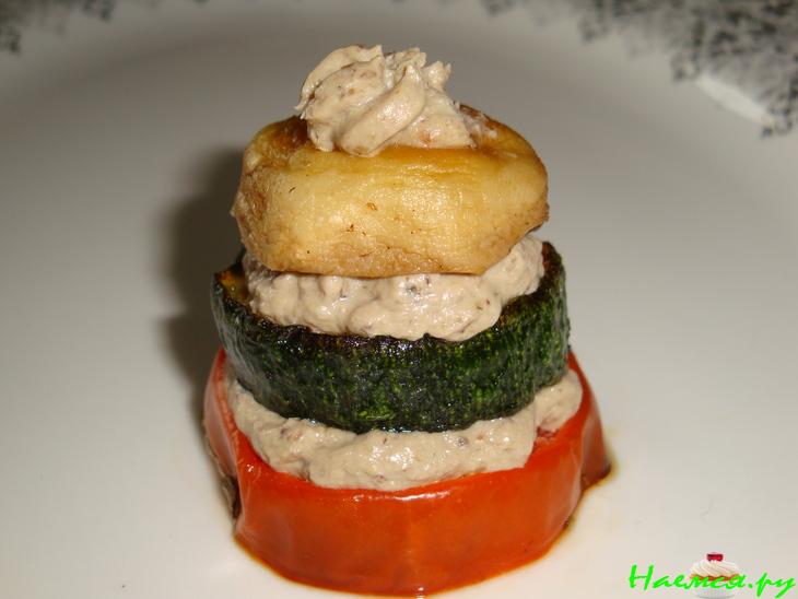 Башенки с баклажановым кремом (закуска)