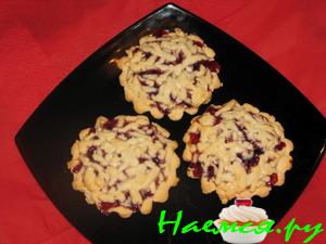 Корзиночки с черной смородиной