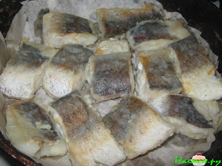 Рыба запеченная с кабачками