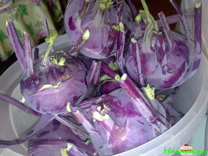 Борщ из кольраби