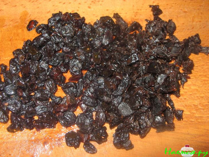 Грибной соус с изюмом и черносливом Грибной соус с изюмом и черносливом