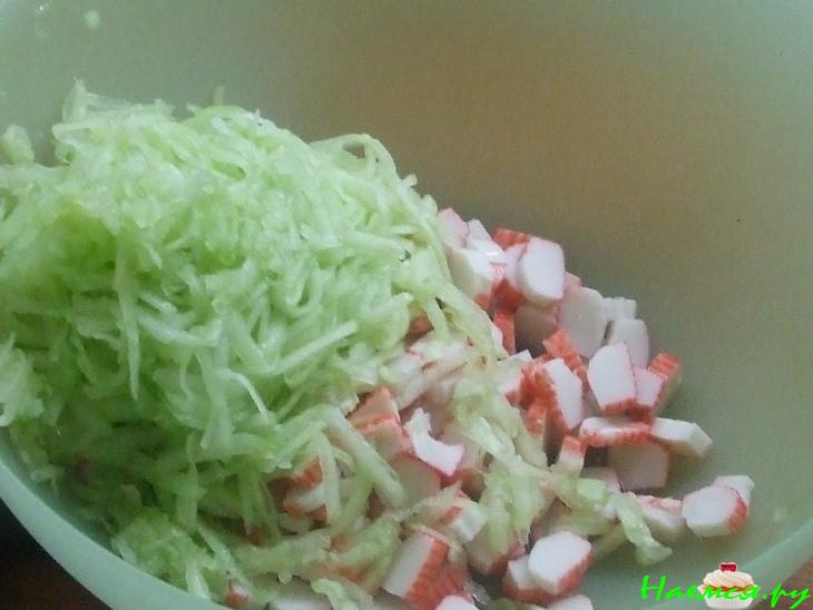 Салат с крабовыми палочками