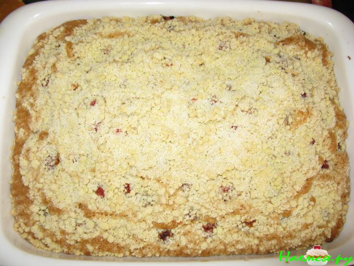 Пирог на газировке с вишней и посыпкой 'Штрейзель'