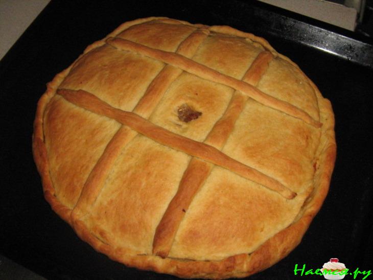 Эмпанада с тунцом