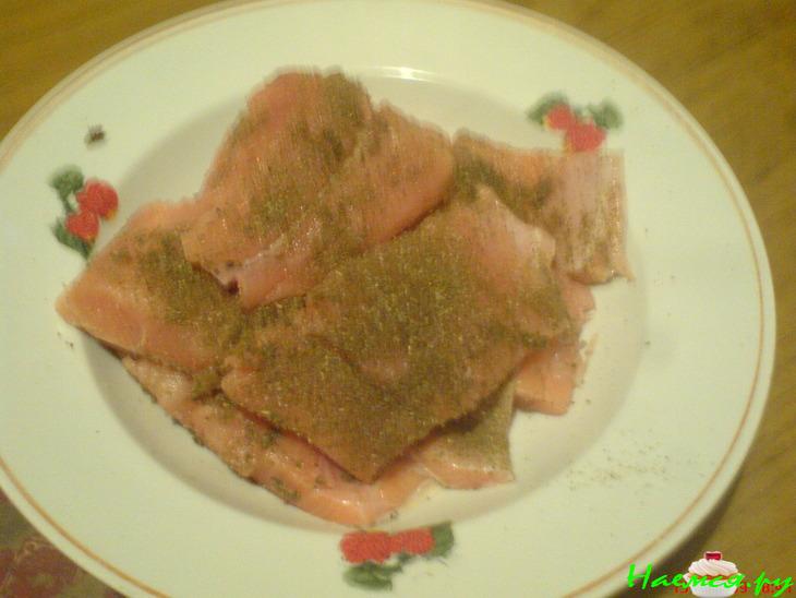 Рыба, жареная в кунжуте