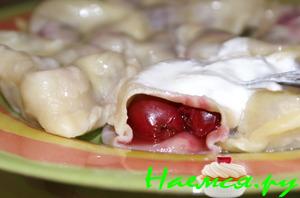 Вареники с вишней на кефире