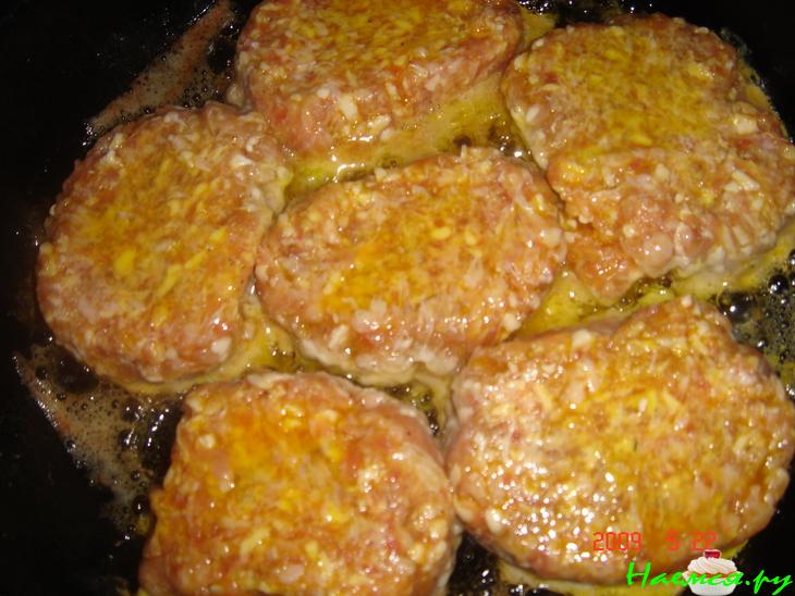 Мясные медальоны Мясные медальоны