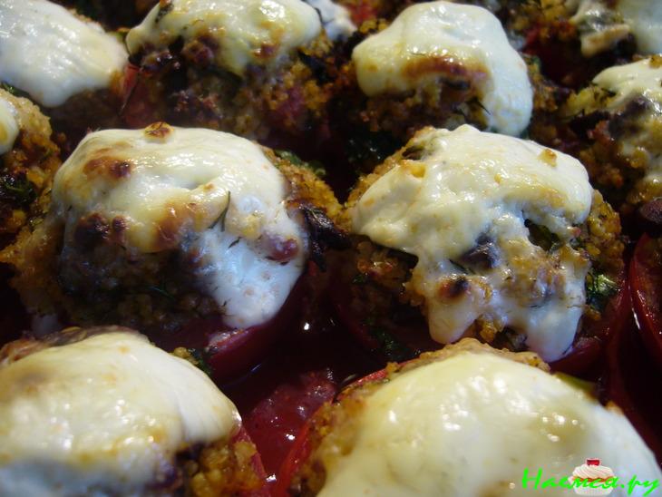 Помидоры, фаршированные пшеном и печенью