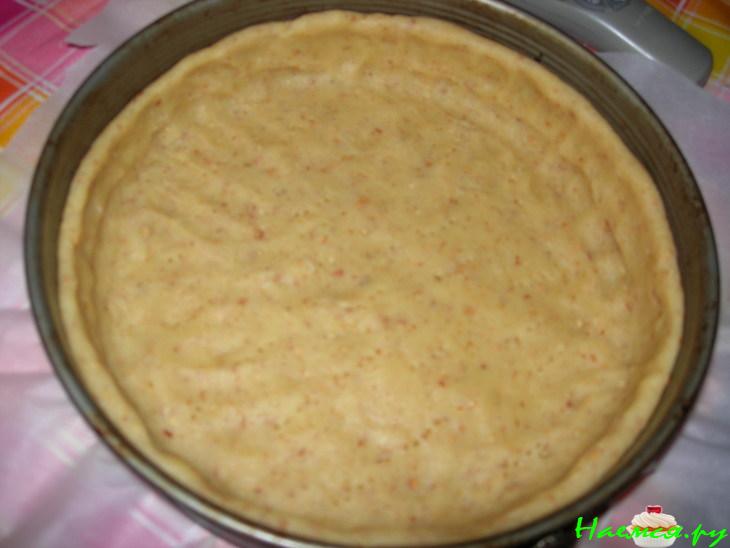 Творожный торт с миндалем и изюмом