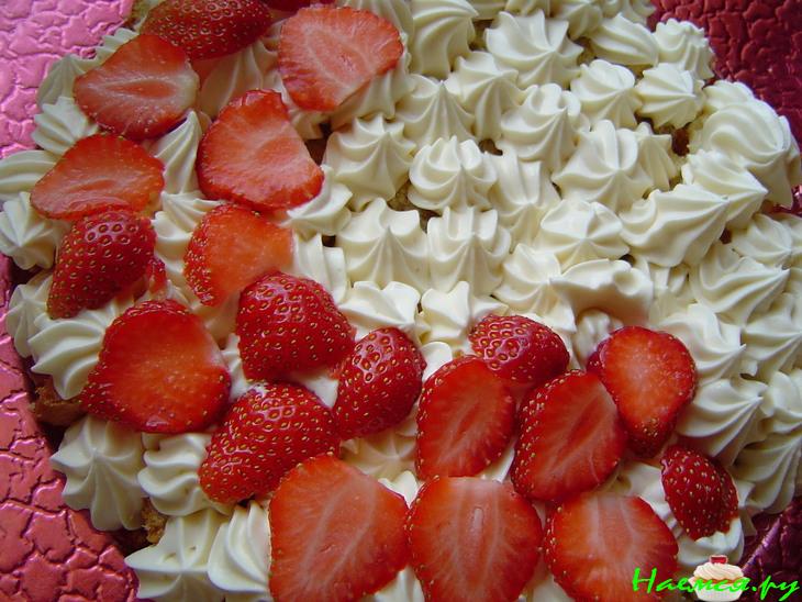 Торт Тирамису с клубникой