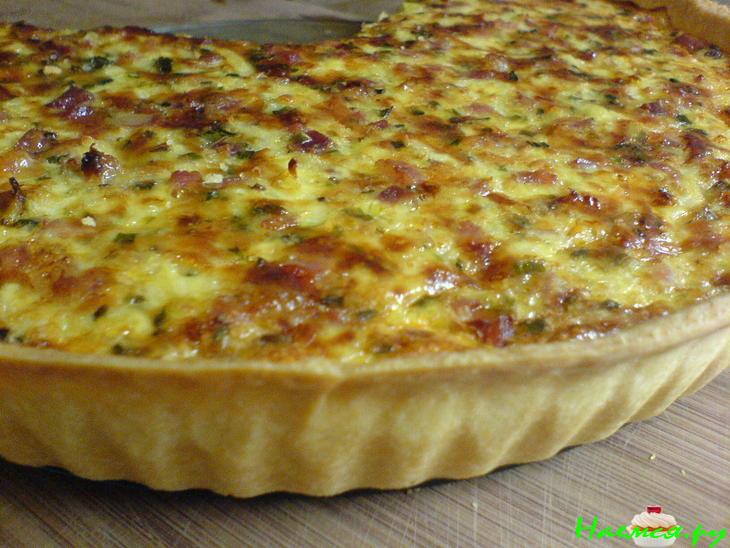 Луковый пирог с окороком