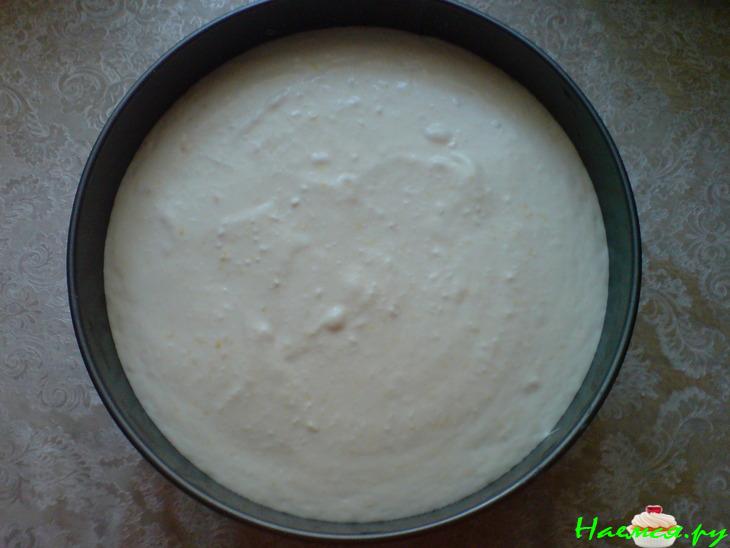 Персиковый бисквитный торт