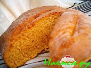 Хлеб с бататом, чесноком и перцем