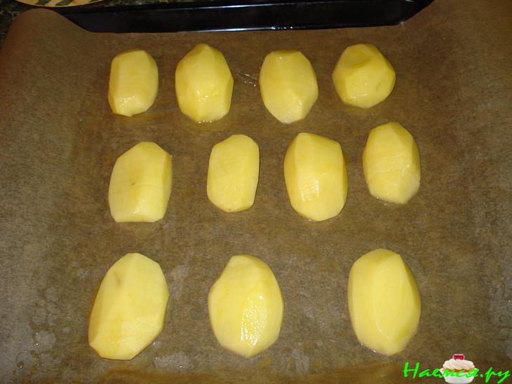 Картофель, запеченный с сыром