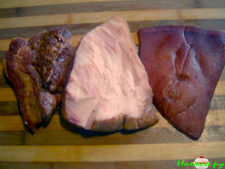 Суп гороховый с баварскими колбасками