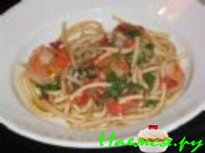 Спагетти с креветками в средиземном стиле