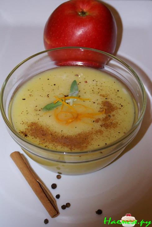 Яблочно-имбирный суп на курином бульоне