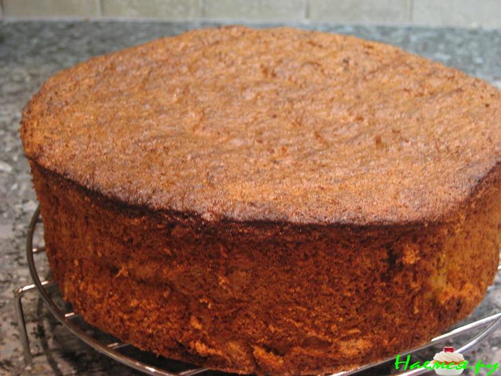 Морковный тортик с белковым кремом