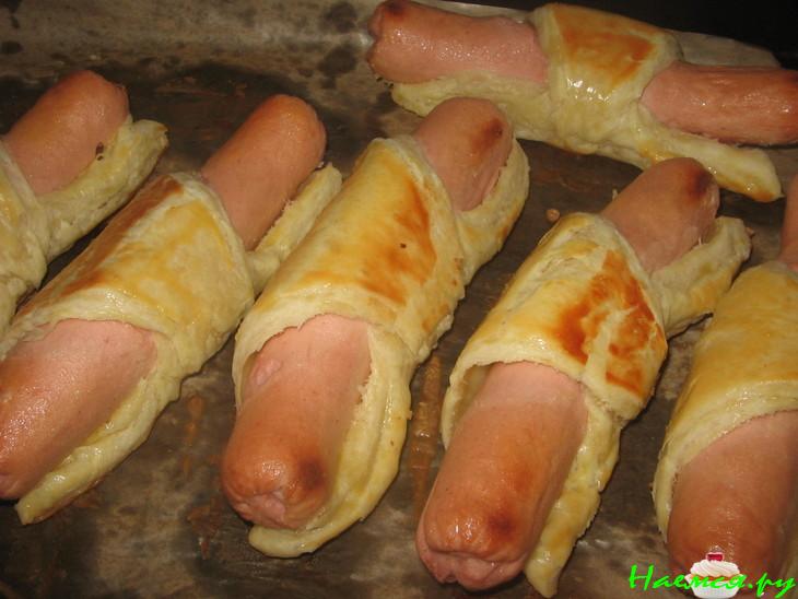 Сосиска в тесте (проще не бывает) Сосиска в тесте (проще не бывает)