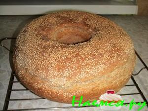Калач домашний с ржано-пшеничной клетчаткой и кунжутом