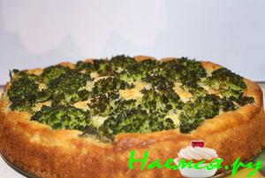 Пирог с брокколи и рисом