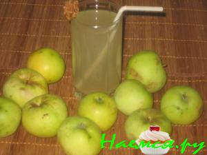 Яблочный компотик с лимоном и мятой Яблочный компотик с лимоном и мятой