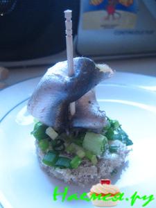 Салат "Балтийская килька" Салат "Балтийская килька"