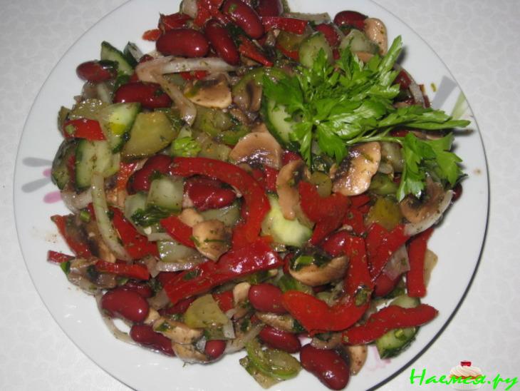 Салат "Фантазия" Салат "Фантазия"