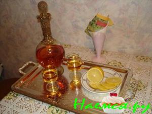 Розовый ликер